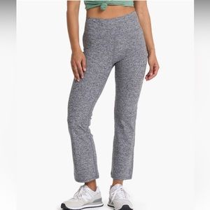 Vuori miss-rise elevation slim bootcut pant